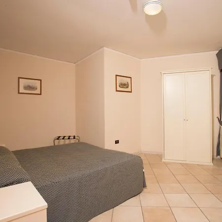 Serena Отель 3*