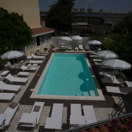 Serena 3* Кастелламмаре-ди-Стабия