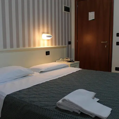 Serena 3* Кастелламмаре-ди-Стабия