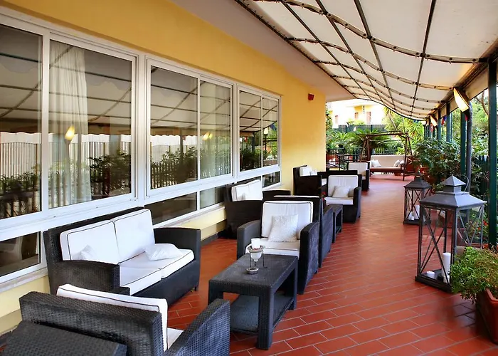 Serena Hotel 4*