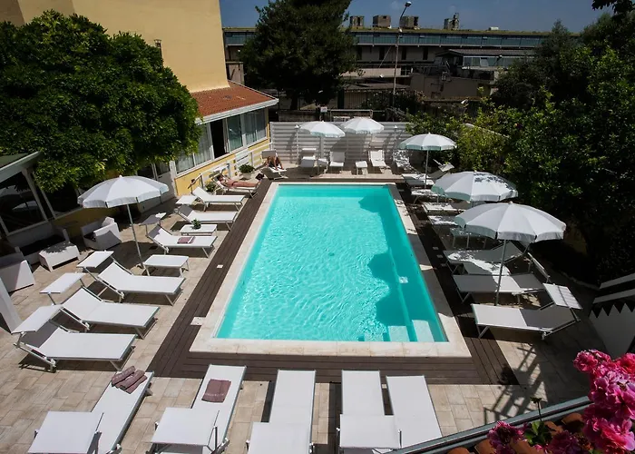 Hotel Serena 4*