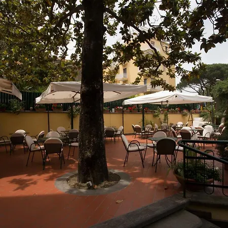 Serena 4* Castellammare di Stabia
