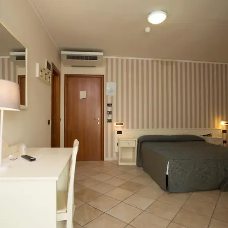 Hotel Serena