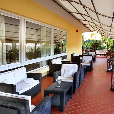 Serena Hotel 4*