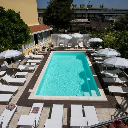 Hotel Serena 4*