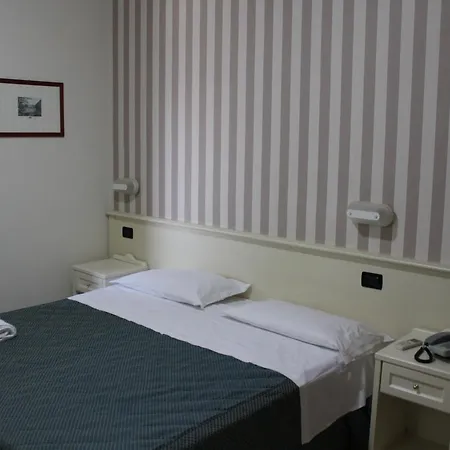 Serena 4* Castellammare di Stabia